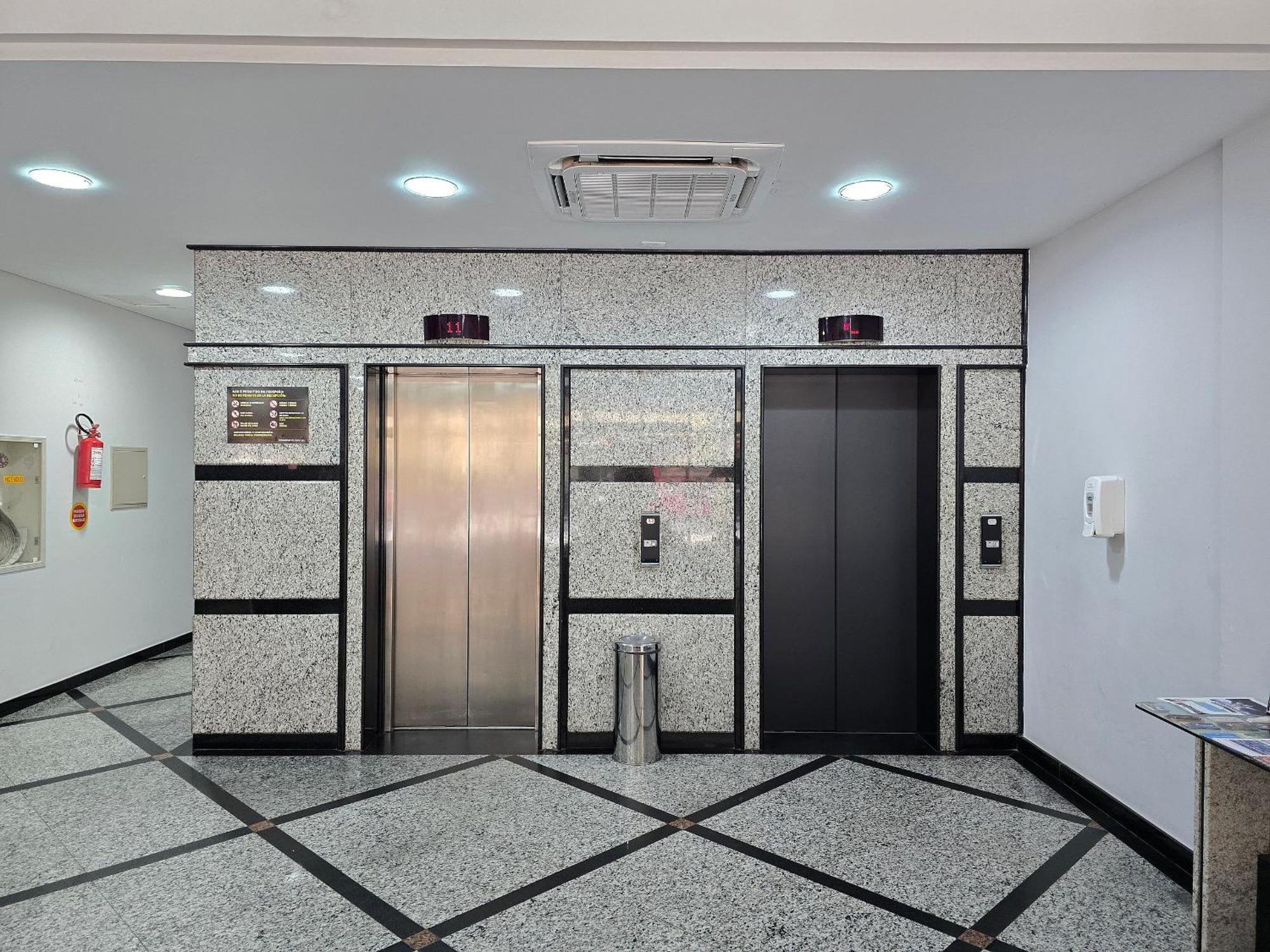 Ed. Costa Sul - Centro Bc/piscina/jacuzzi/garagem Apartment *