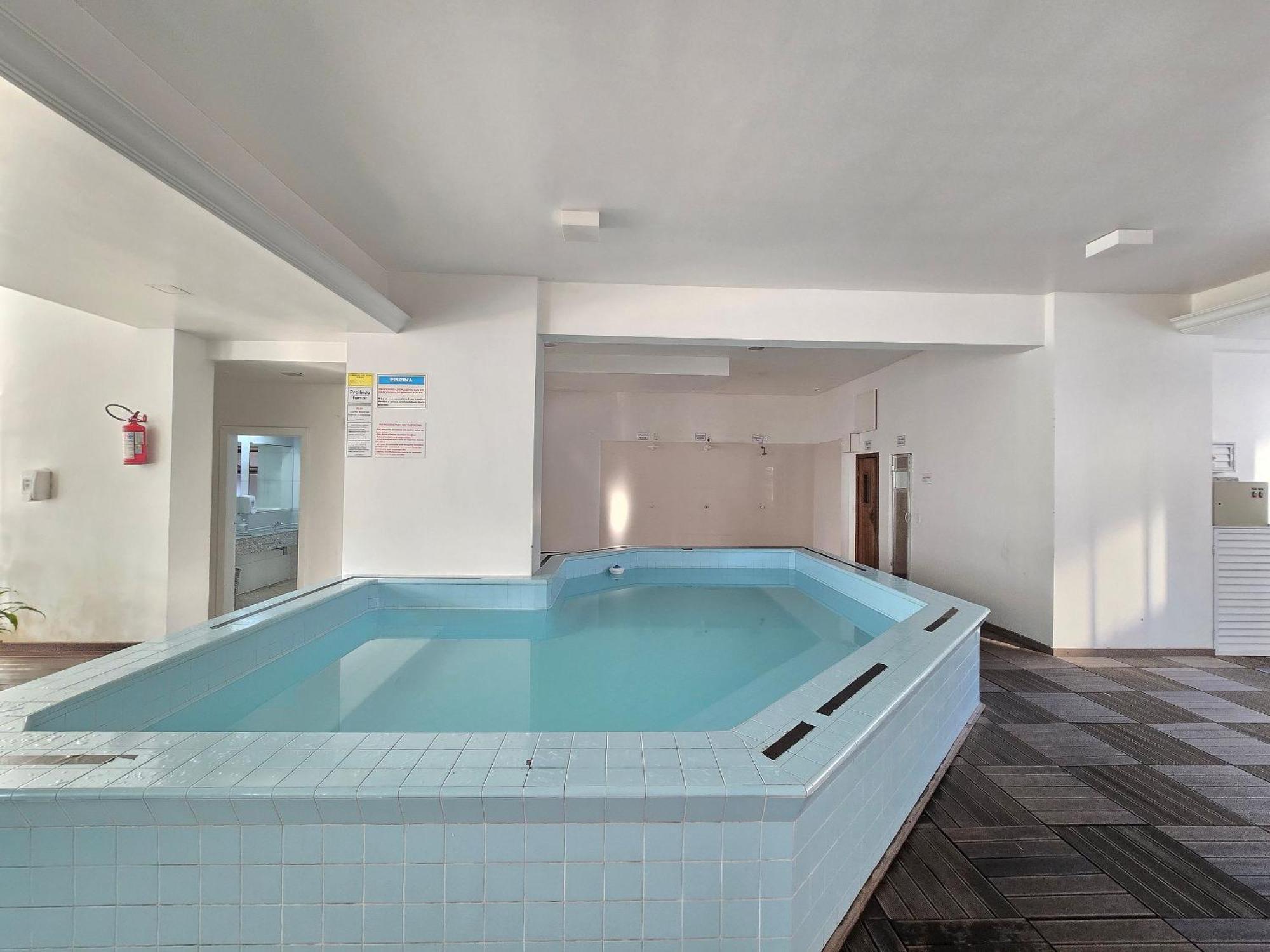 Apartment Ed. Costa Sul - Centro Bc/piscina/jacuzzi/garagem *