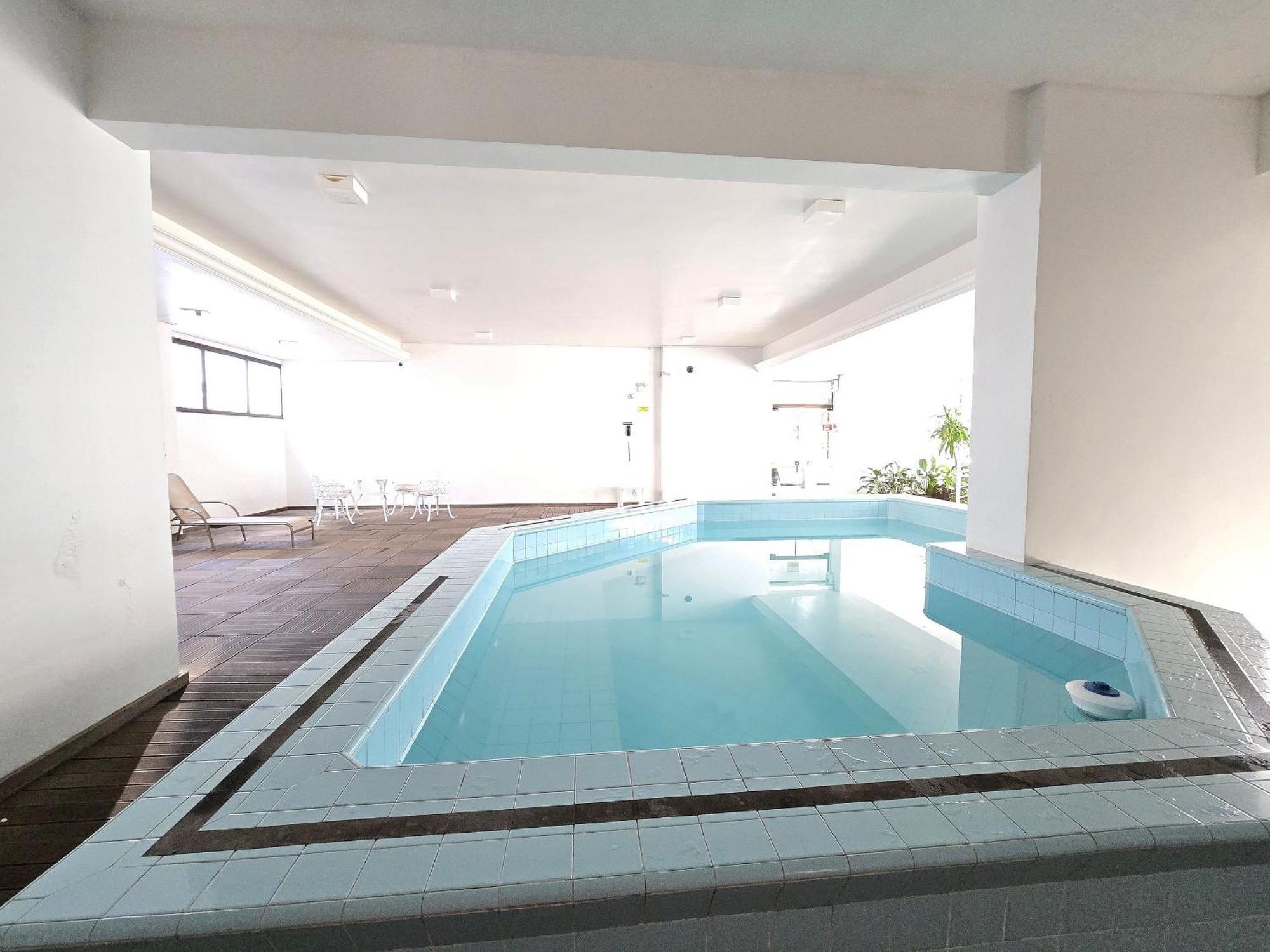 Ed. Costa Sul - Centro Bc/piscina/jacuzzi/garagem * Balneario Camboriu