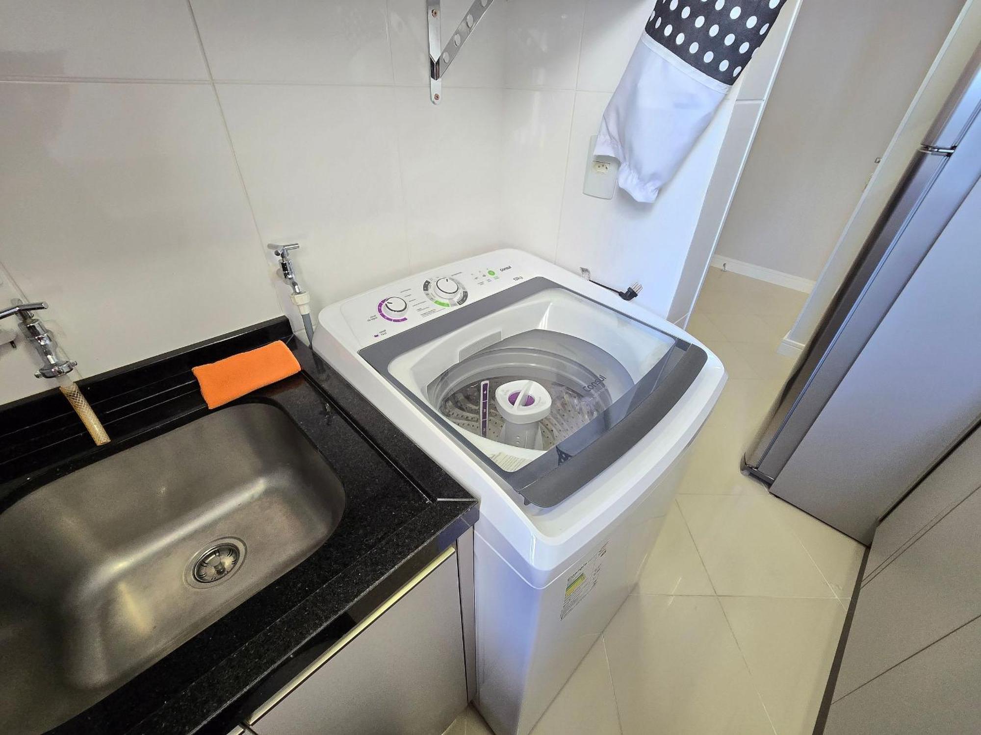 Ed. Costa Sul - Centro Bc/piscina/jacuzzi/garagem Apartment