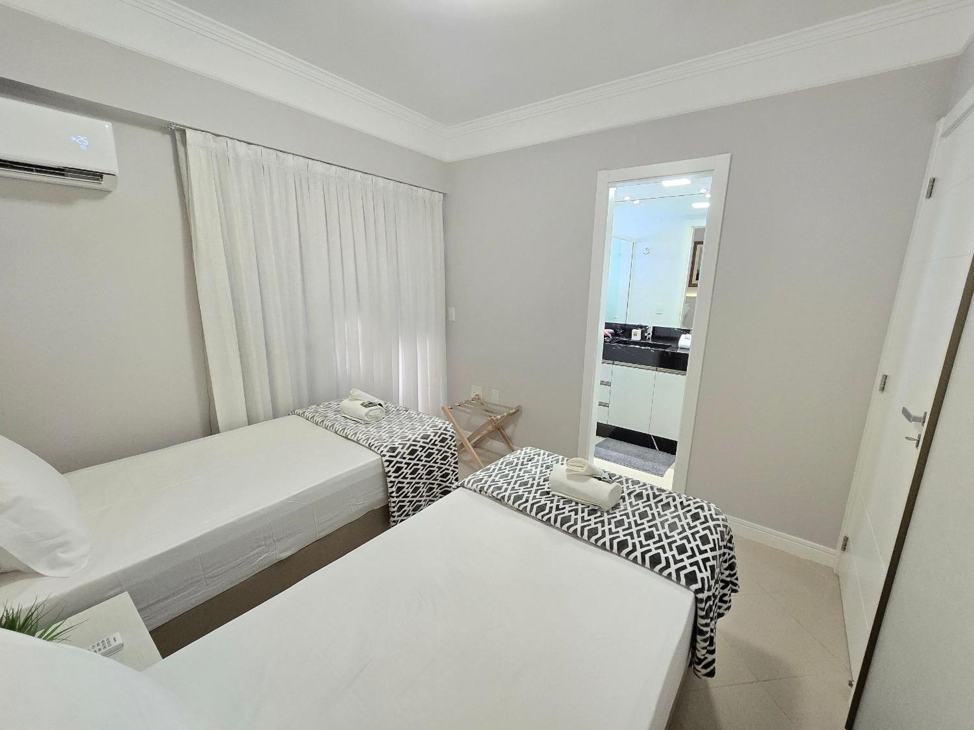Ed. Costa Sul - Centro Bc/piscina/jacuzzi/garagem *