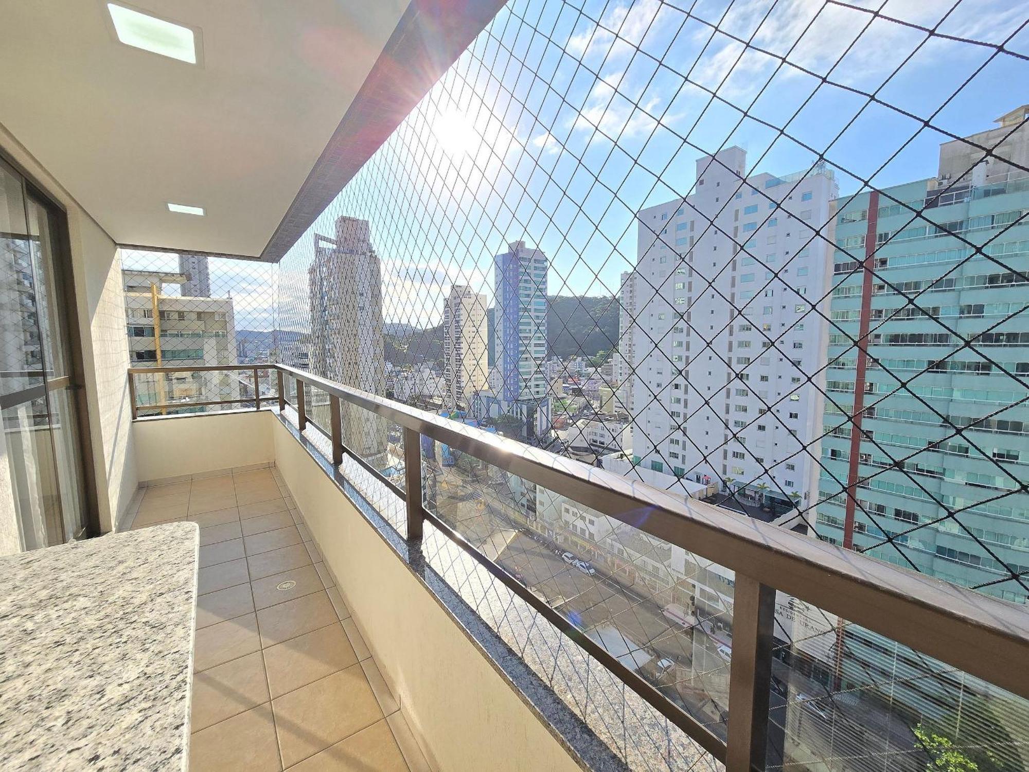 Apartment Ed. Costa Sul - Centro Bc/piscina/jacuzzi/garagem