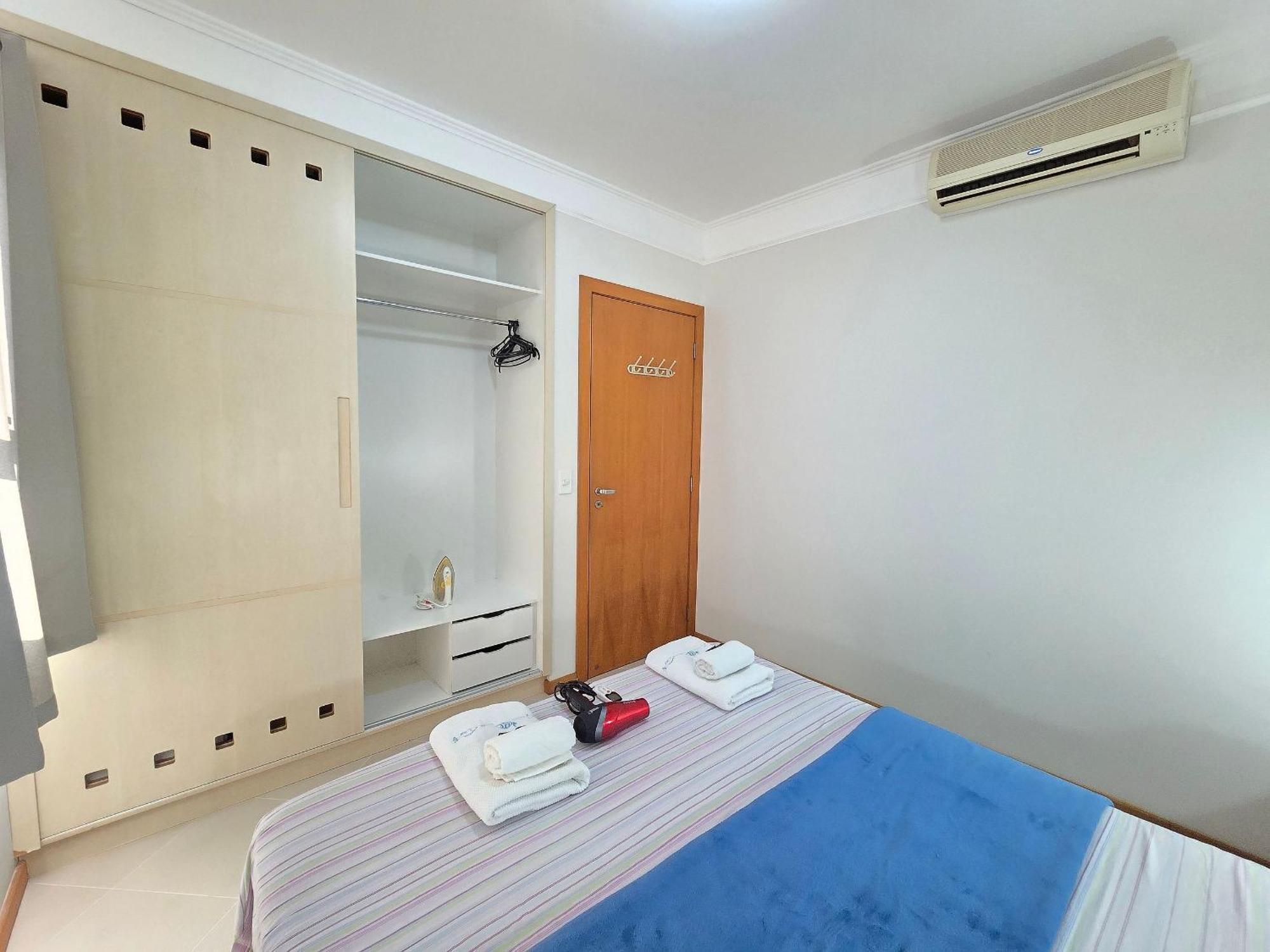Ed. Costa Sul - Centro Bc/piscina/jacuzzi/garagem * Balneario Camboriu